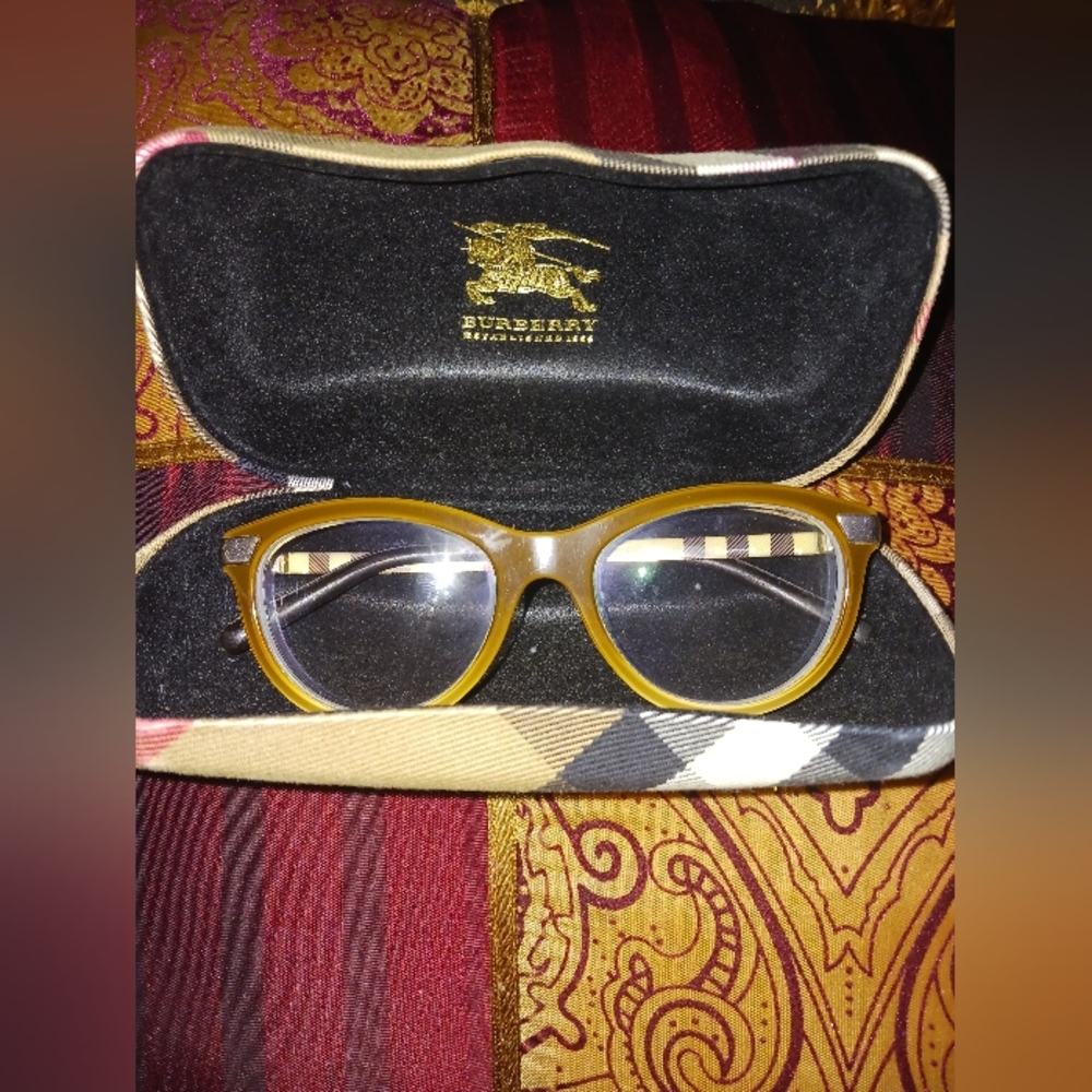 Burberry Glasses